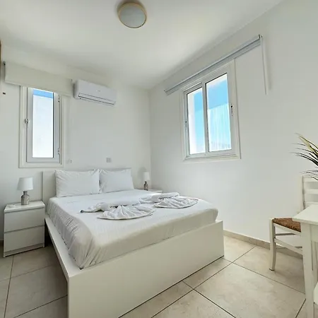 Seaside Family - 2 Min Walk To Villa