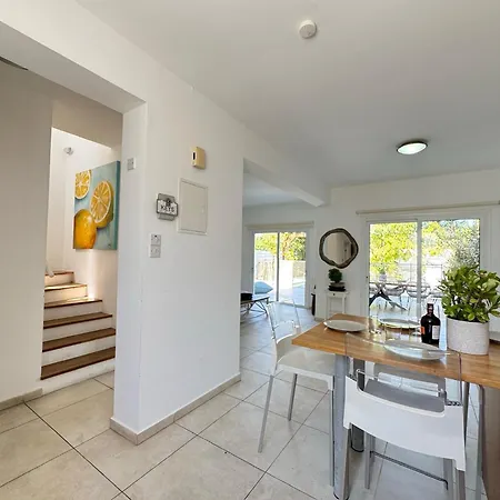 Seaside Family - 2 Min Walk To